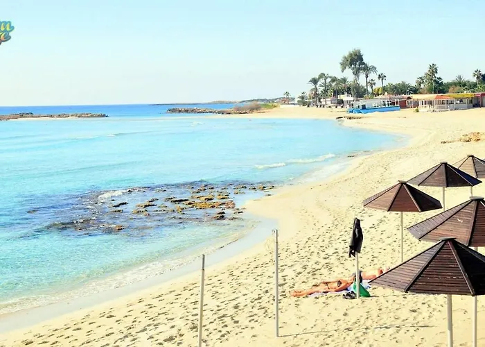 Nissi Golden Sands Free Wifi * アヤナパ