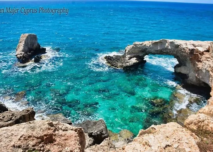 Nissi Golden Sands Free Wifi アパート *