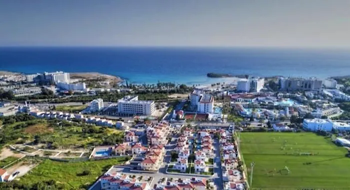 Nissi Golden Sands Free Wifi Lejlighed