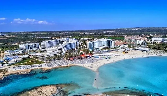 Daire Nissi Golden Sands Free Wifi Aya Napa